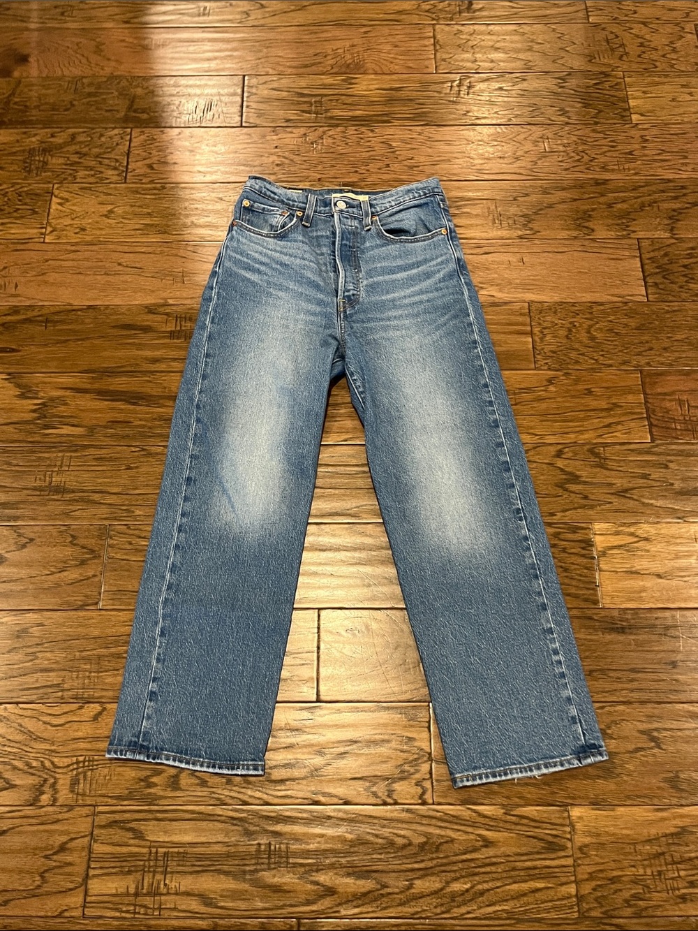 Levi’s Ribcage Straight Ankle High Rise Size 27